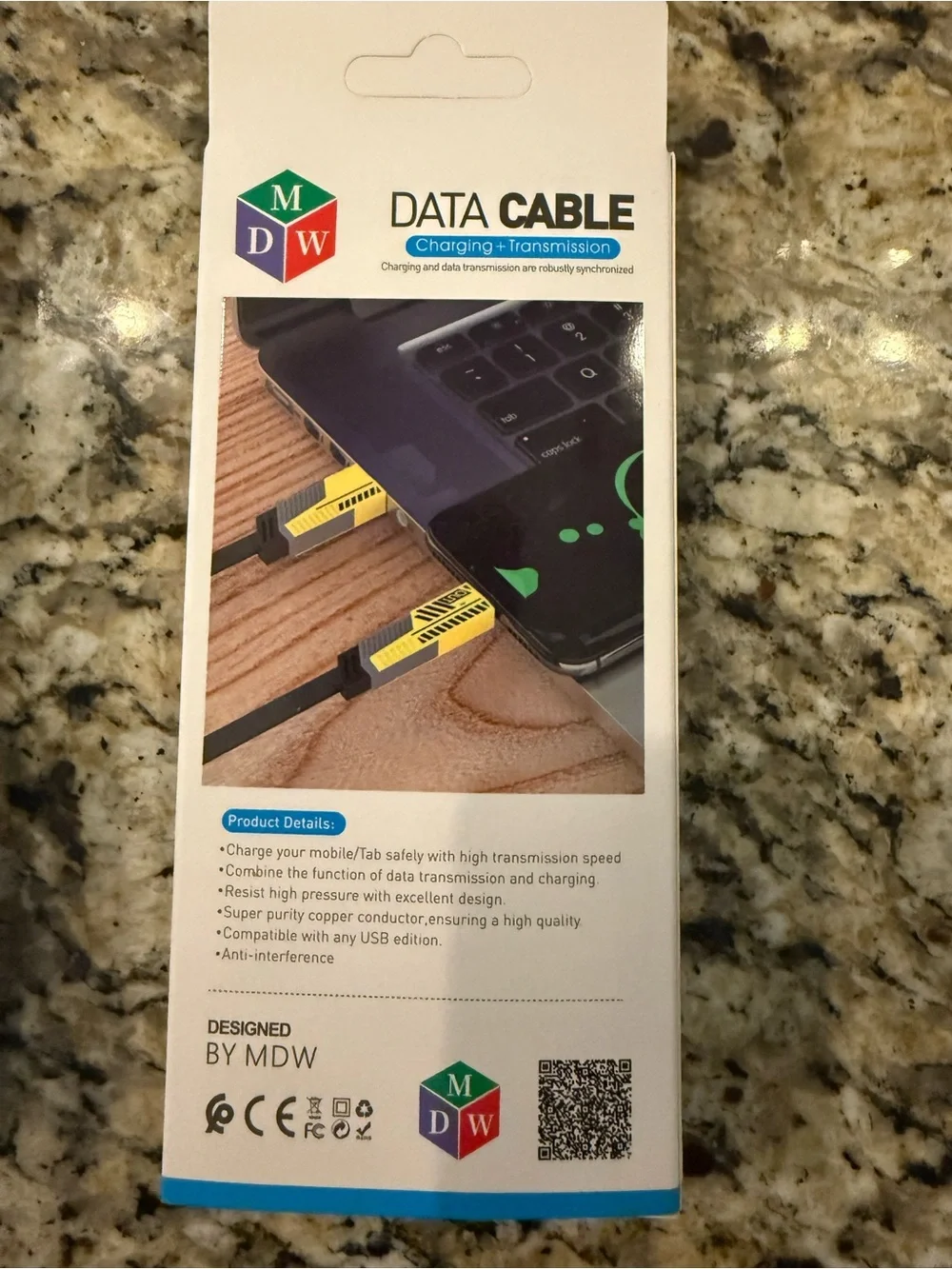 MDW 4-in-1 Data Cable — Yellow and Black Fast-Charge Cable